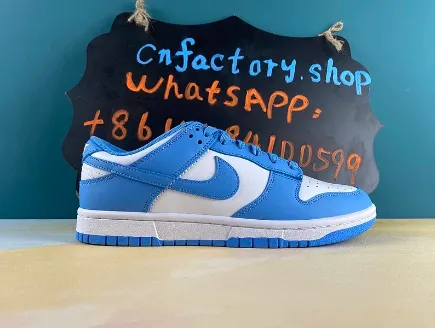 N1ke Dunk Low UNC